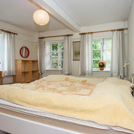 5 Person In Hojer-by Traum * Højer